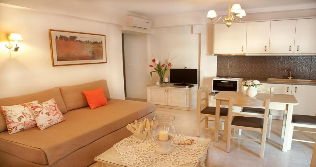Apartments Kassandrinos-Maria Nikiti  Ngoại thất bức ảnh